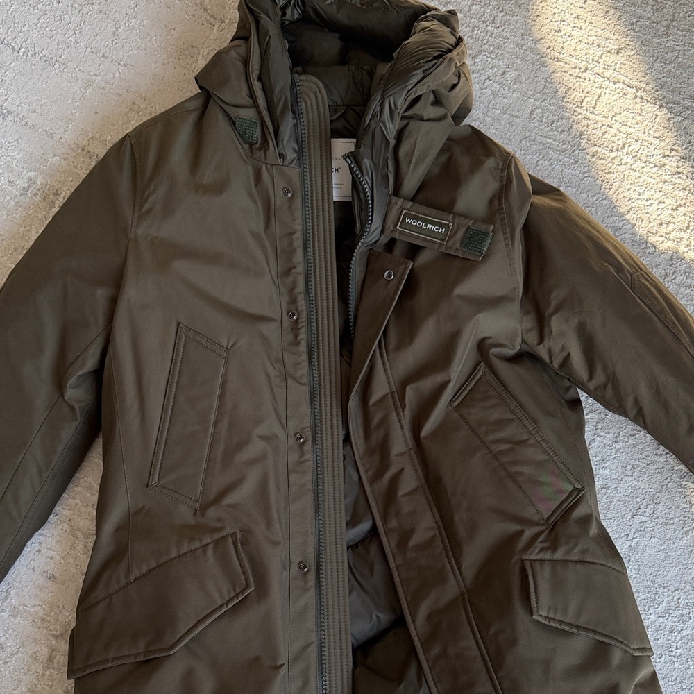 Woolrich Men's Olive Puffer Jacket